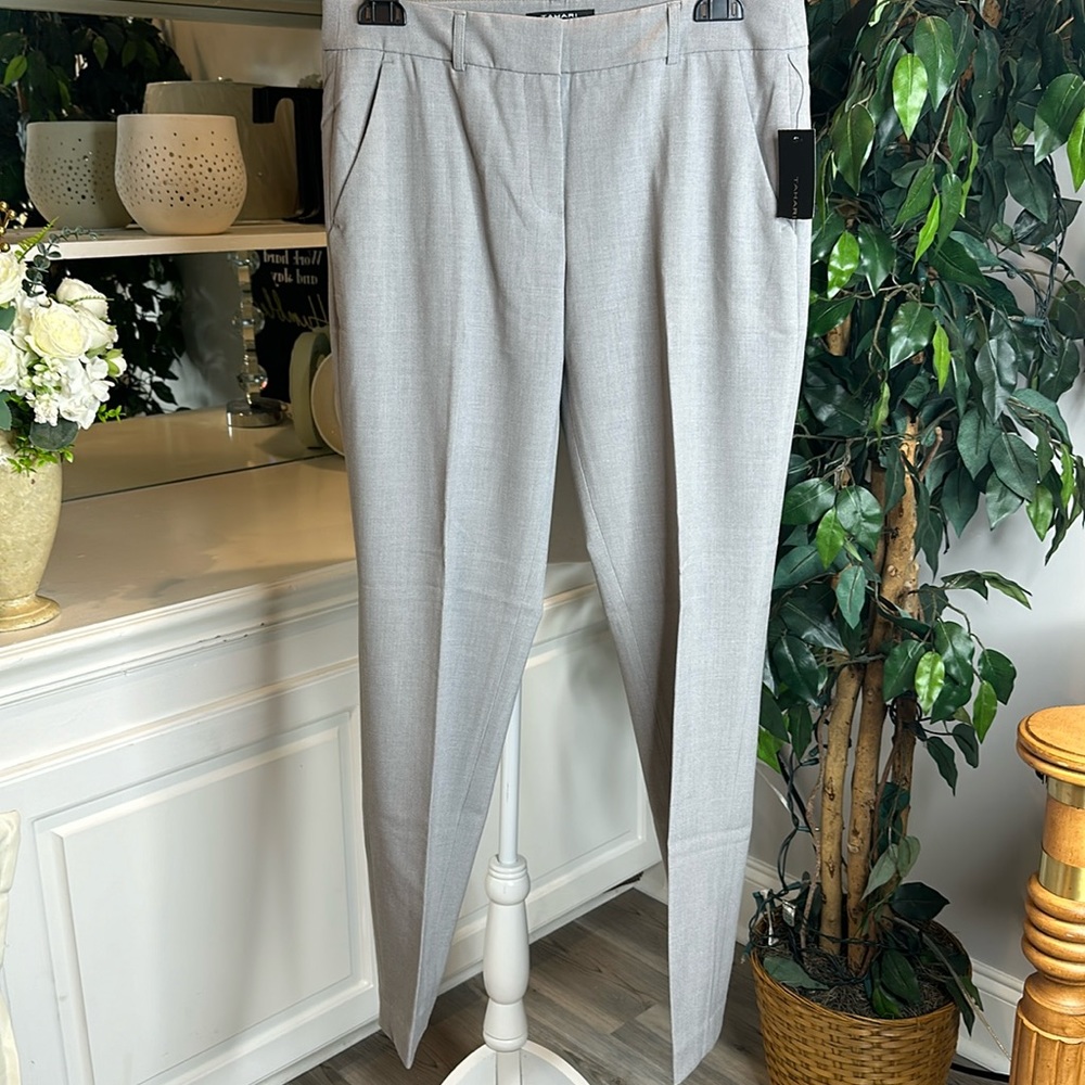 🆕NWT Tahari Alanis Light Heather Grey Dress Pants, 6